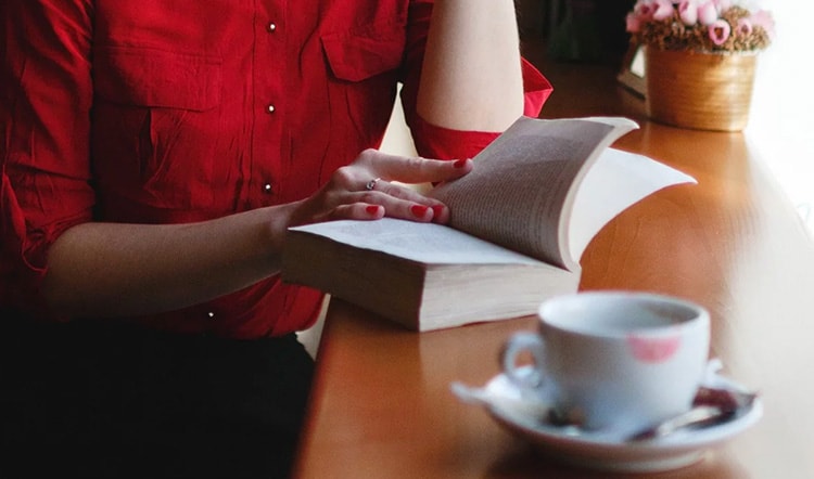 woman working on computer